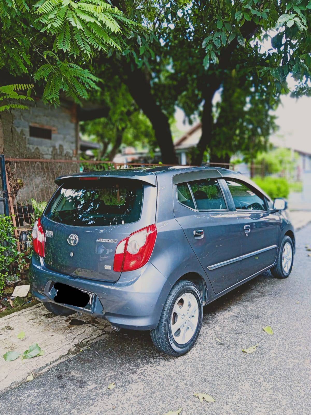 2014 Toyota Agya  1.0 G AT 2014 Toyota Agya  1.0 G AT