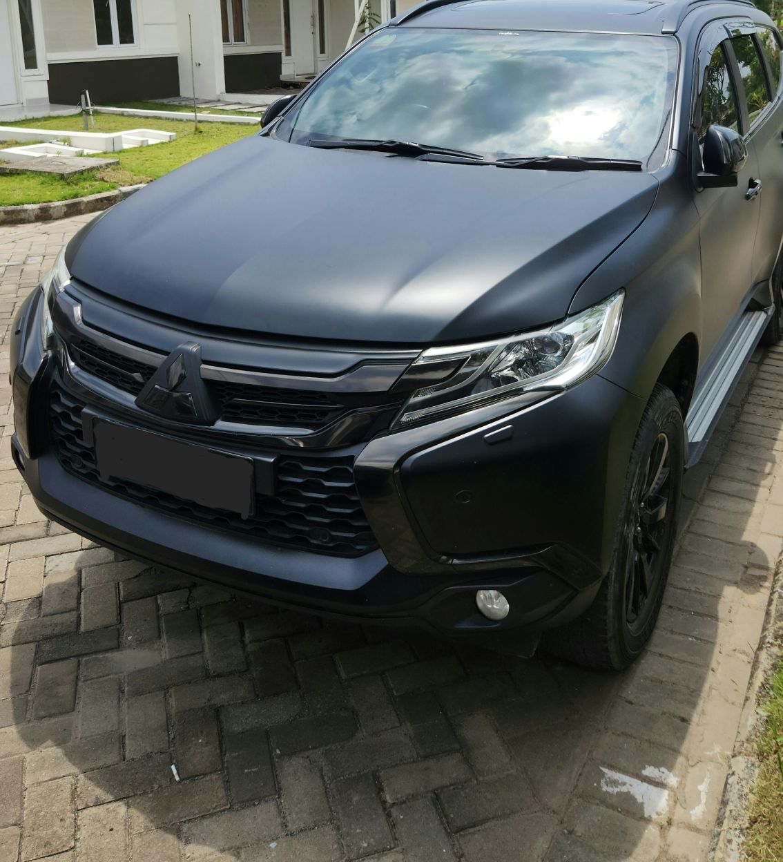 Second Hand 2019 Mitsubishi Pajero Sport Dakar AT 4x2 Second Hand 2019 Mitsubishi Pajero Sport Dakar AT 4x2