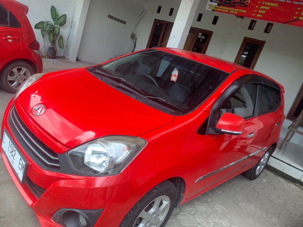 2017 Daihatsu Ayla  2017 Daihatsu Ayla