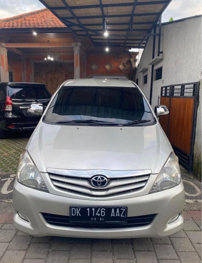 Second Hand 2011 Toyota Kijang Innova Second Hand 2011 Toyota Kijang Innova