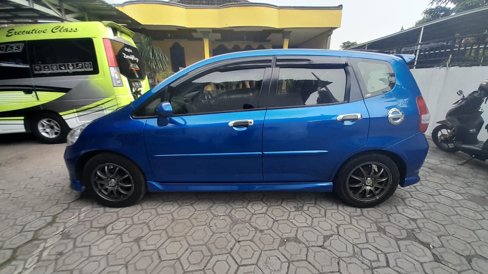 2005 Honda Jazz  1.5L VTEC MT 2005 Honda Jazz  1.5L VTEC MT