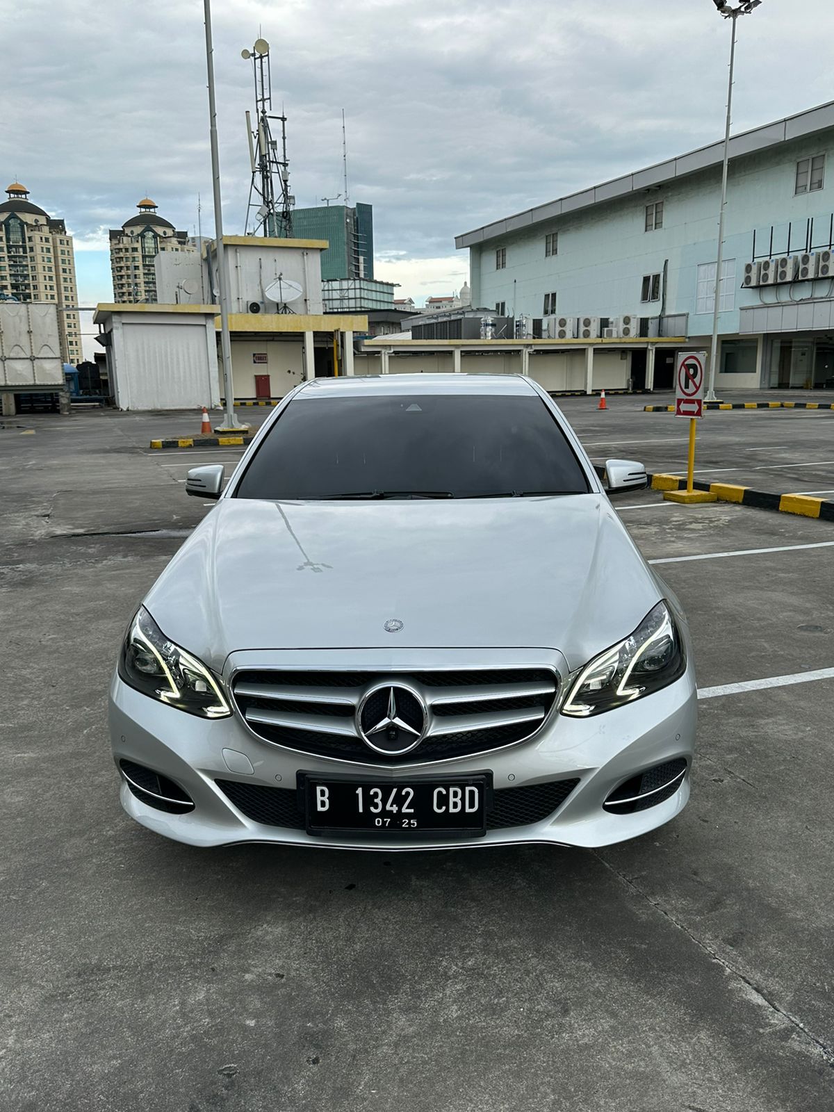 2015 Mercedes Benz E-Class 2015 Mercedes Benz E-Class