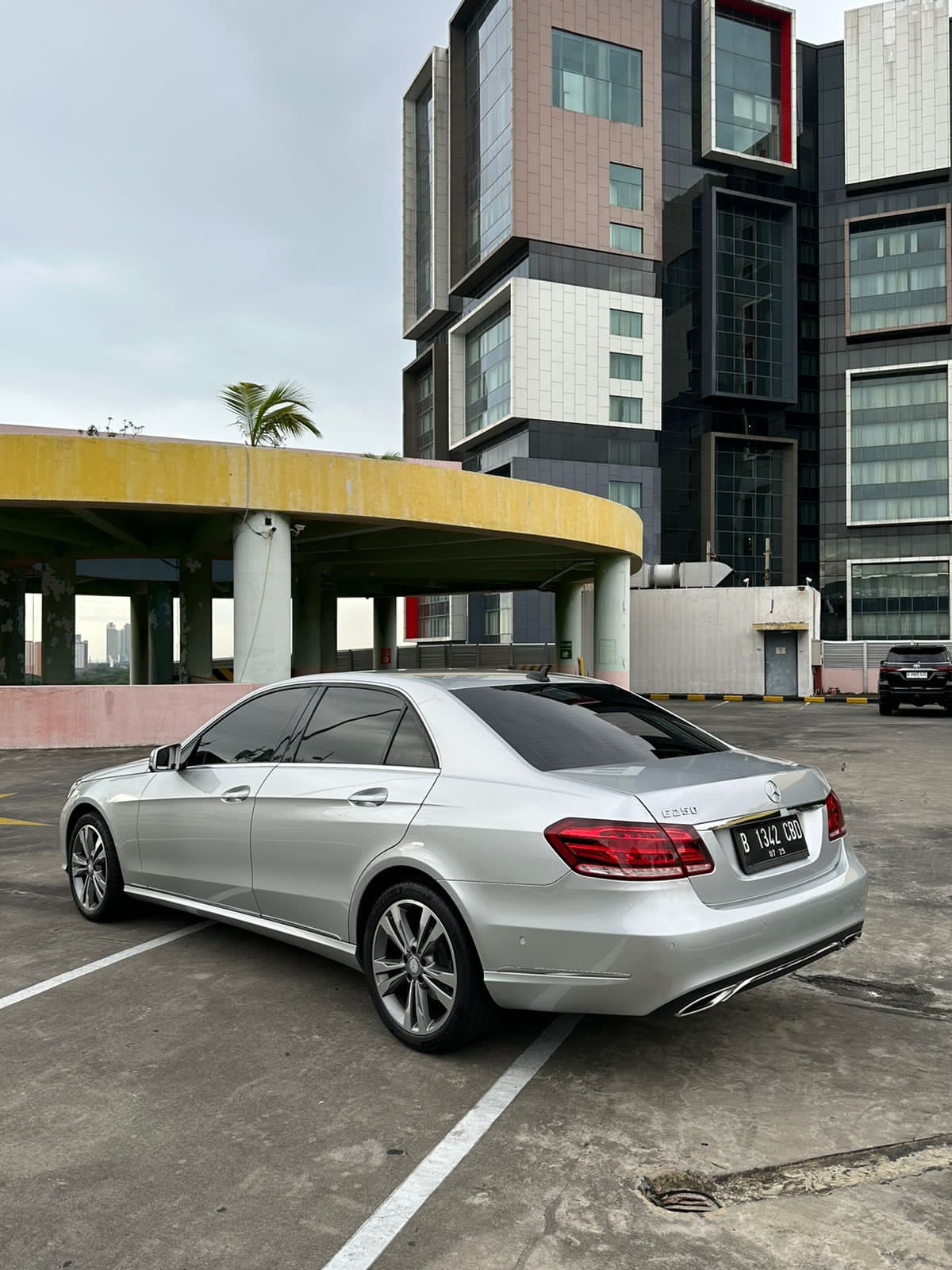 2015 Mercedes Benz E-Class 2015 Mercedes Benz E-Class