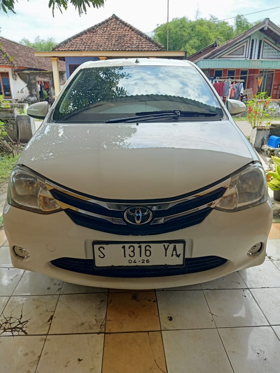 Second Hand 2016 Toyota Etios 1.2 E MT Second Hand 2016 Toyota Etios 1.2 E MT