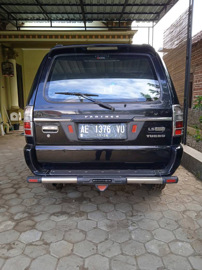 2010 Isuzu Panther 2010 Isuzu Panther