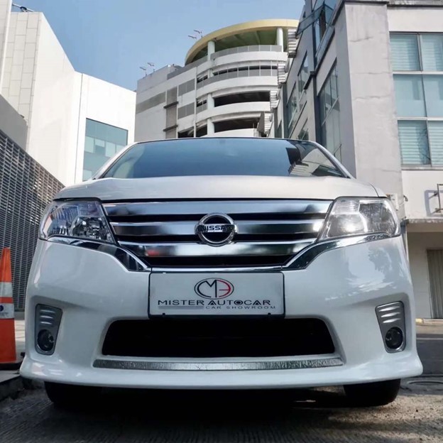 2013 Nissan Serena 2013 Nissan Serena