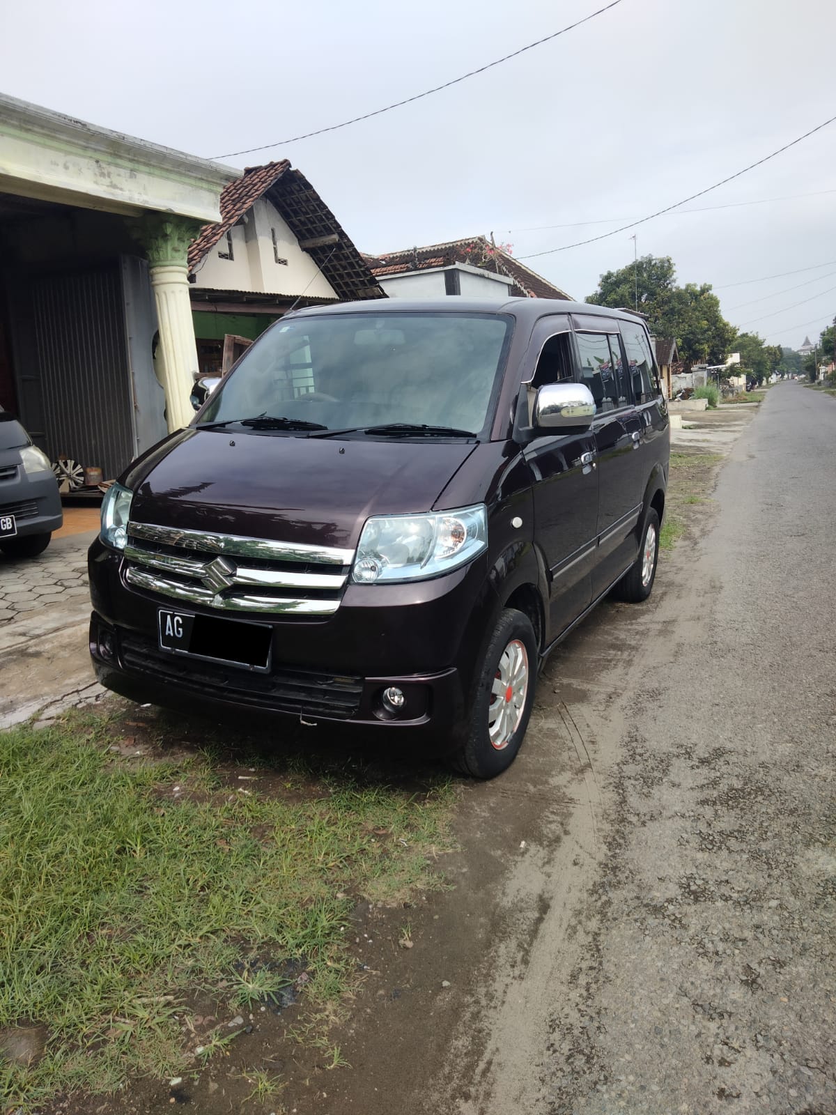 Second Hand 2011 Suzuki APV GA / GE Second Hand 2011 Suzuki APV GA / GE