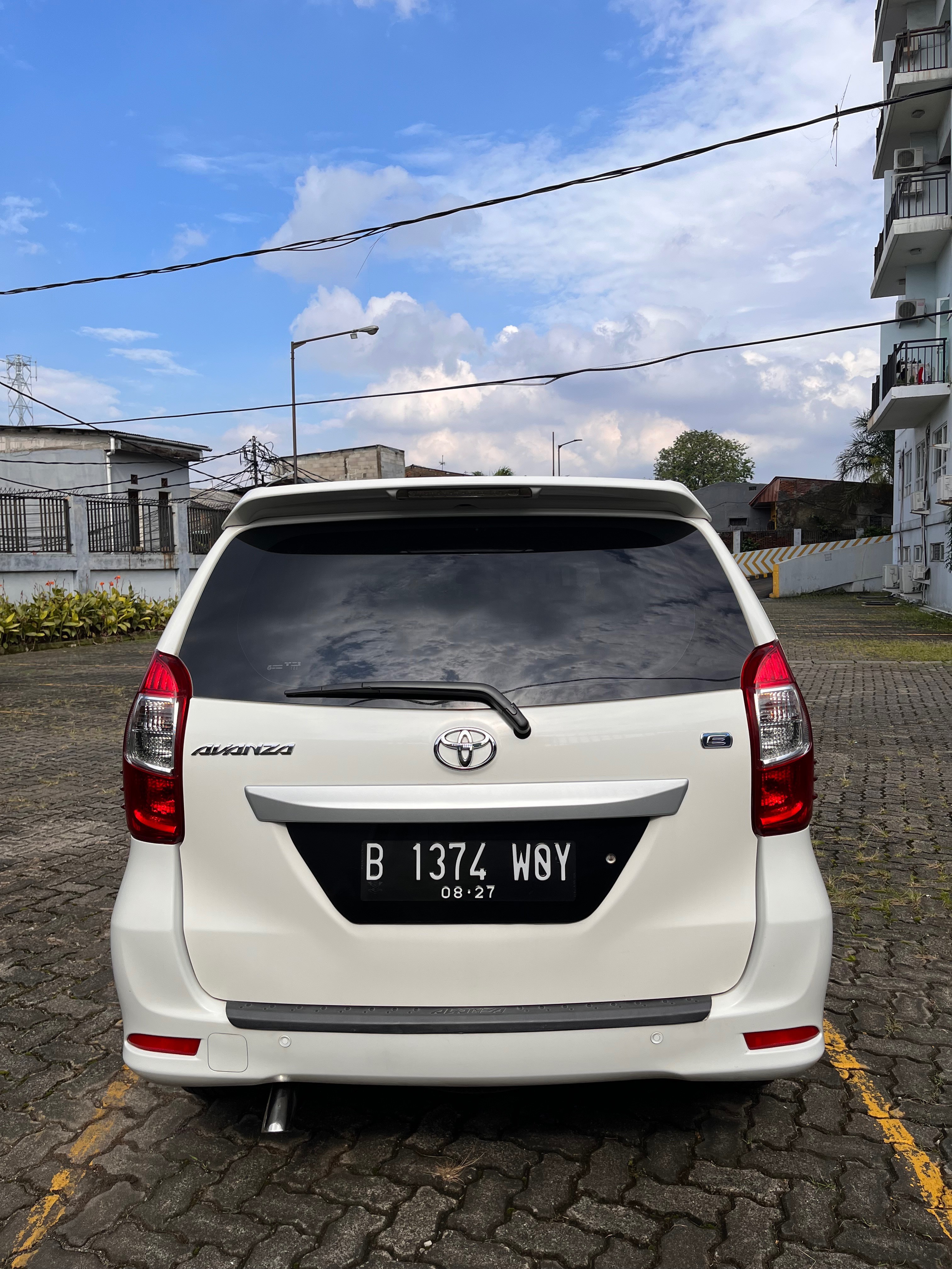 2017 Toyota Avanza  E 1.3 AT 2017 Toyota Avanza  E 1.3 AT
