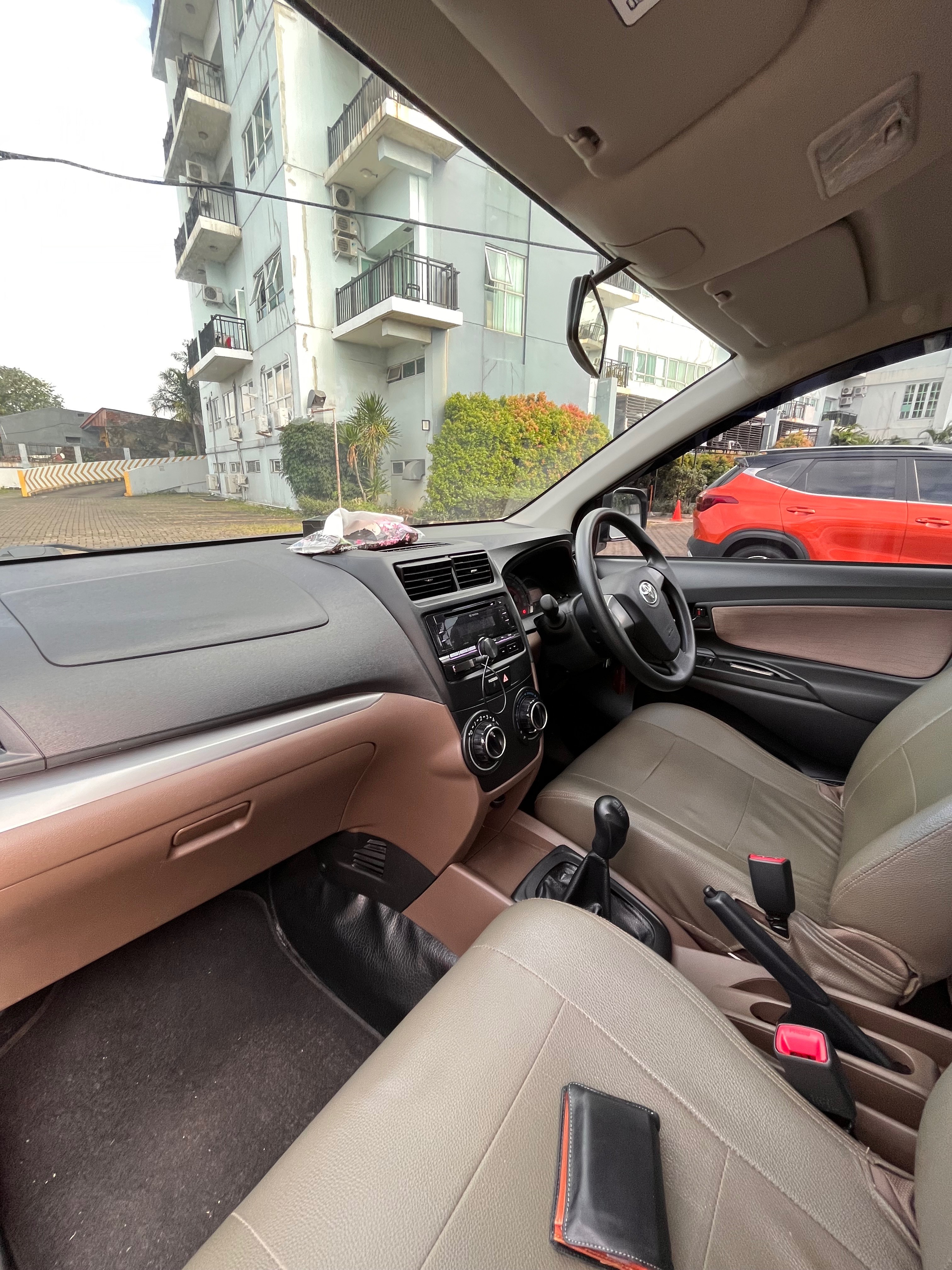 2017 Toyota Avanza  E 1.3 AT 2017 Toyota Avanza  E 1.3 AT