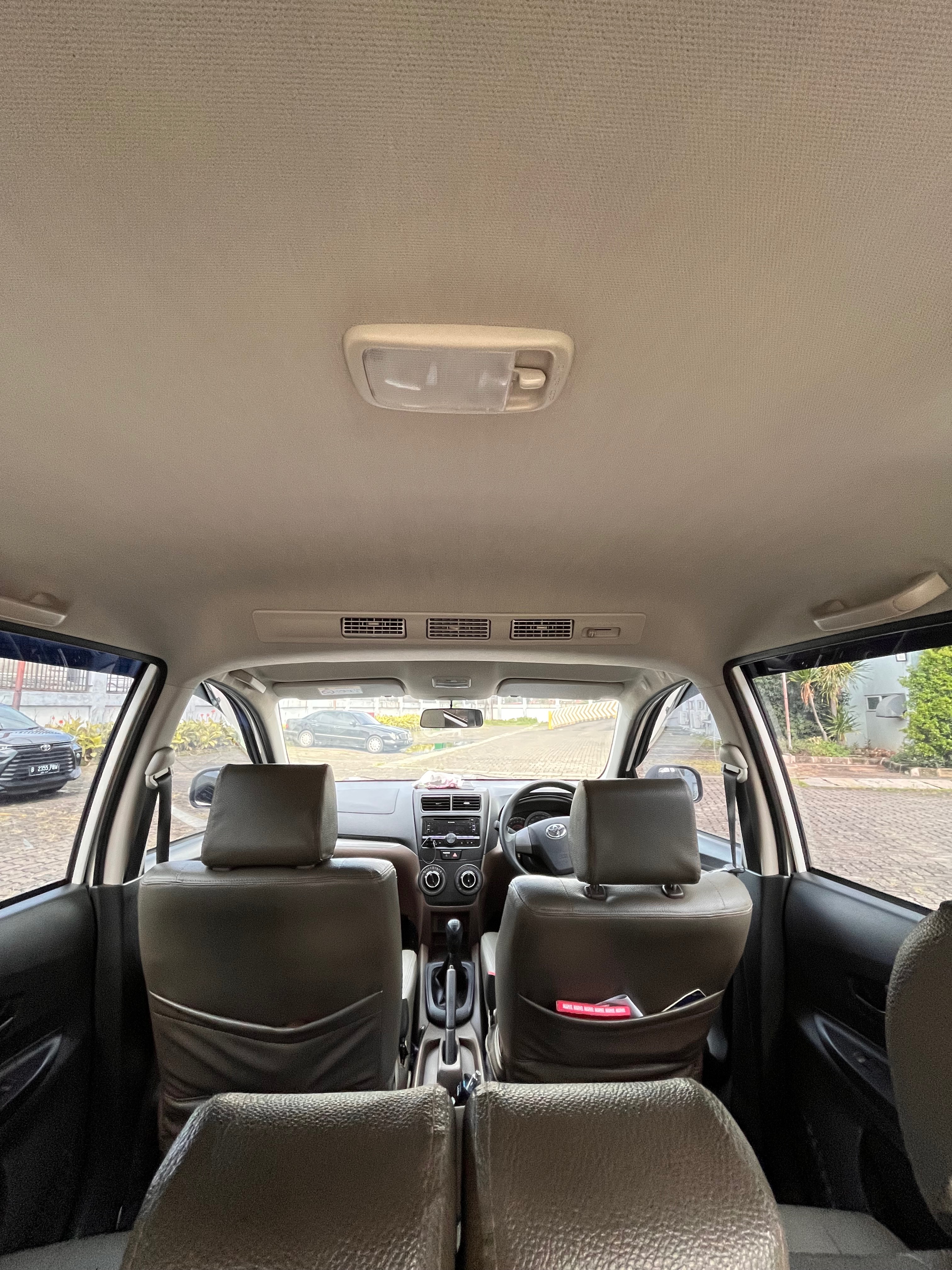 2017 Toyota Avanza  E 1.3 AT 2017 Toyota Avanza  E 1.3 AT