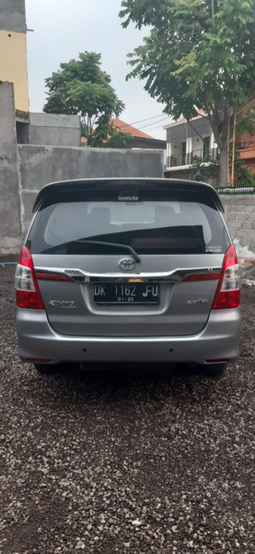 2014 Toyota Kijang  G 2.0 A/T Luxury 2014 Toyota Kijang  G 2.0 A/T Luxury