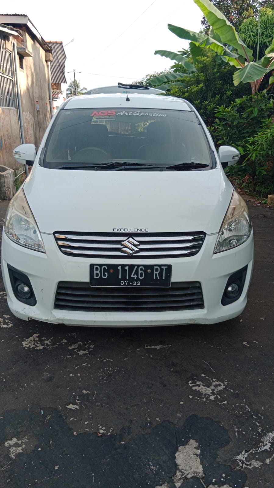 Second Hand 2012 Suzuki Ertiga GL M/T Second Hand 2012 Suzuki Ertiga GL M/T