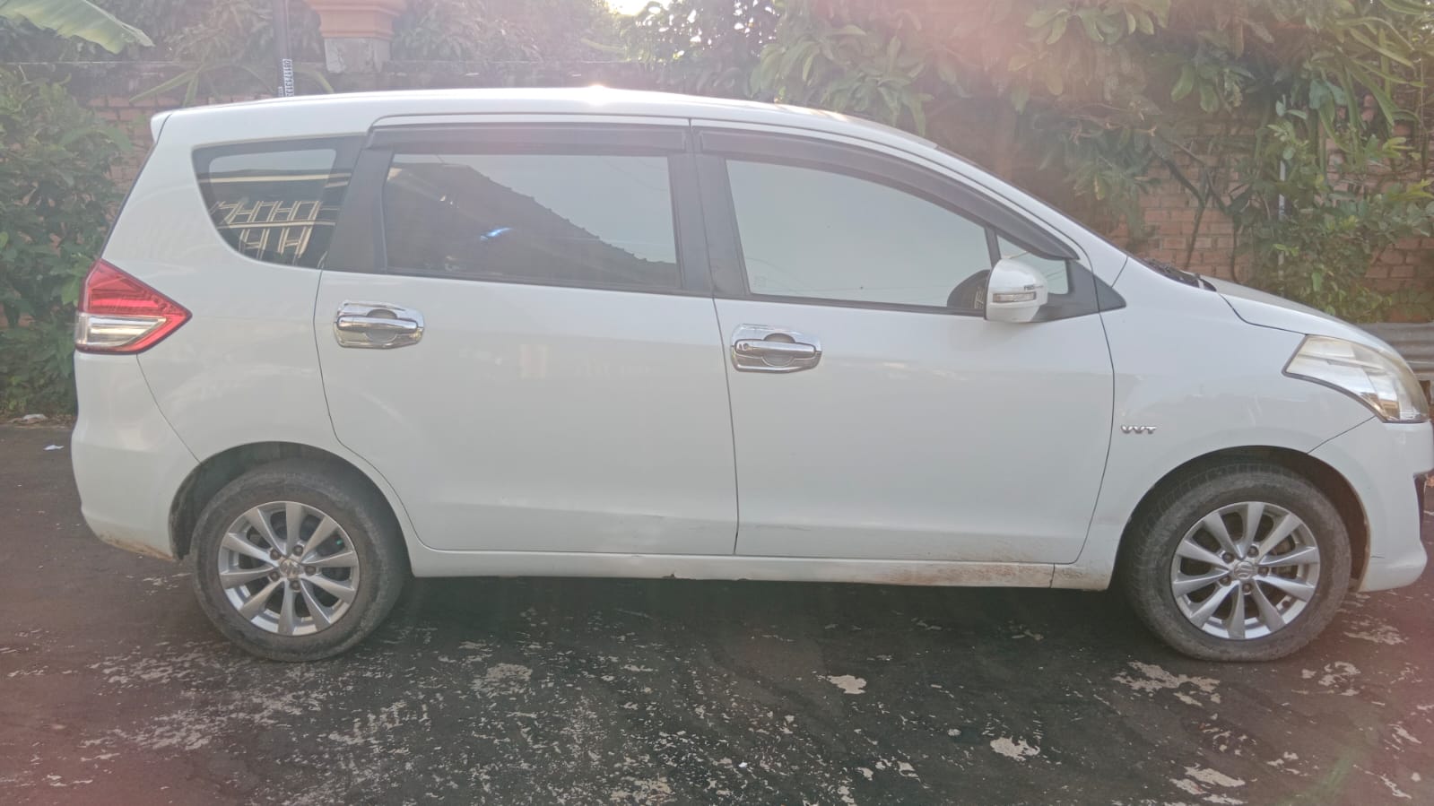 2012 Suzuki Ertiga GL M/T 2012 Suzuki Ertiga GL M/T