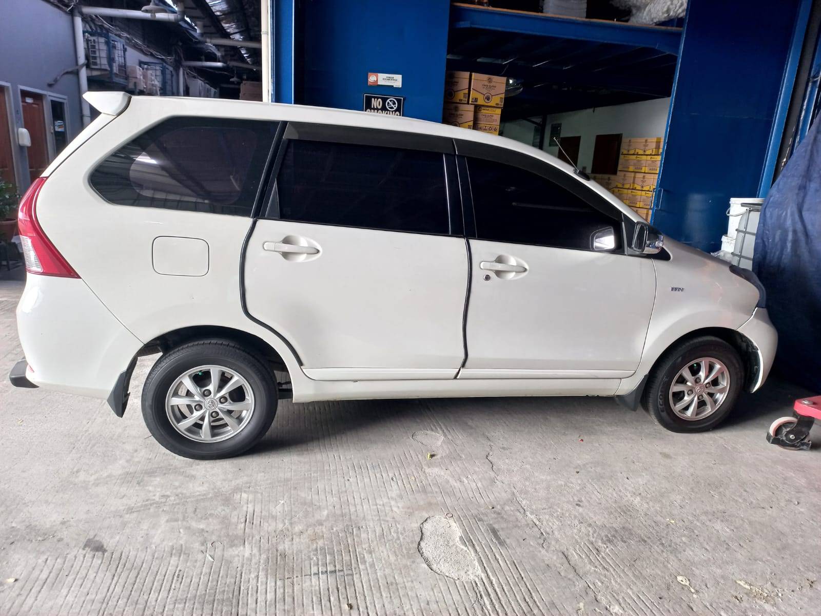 2012 Toyota Avanza G 1.3L MT 2012 Toyota Avanza G 1.3L MT