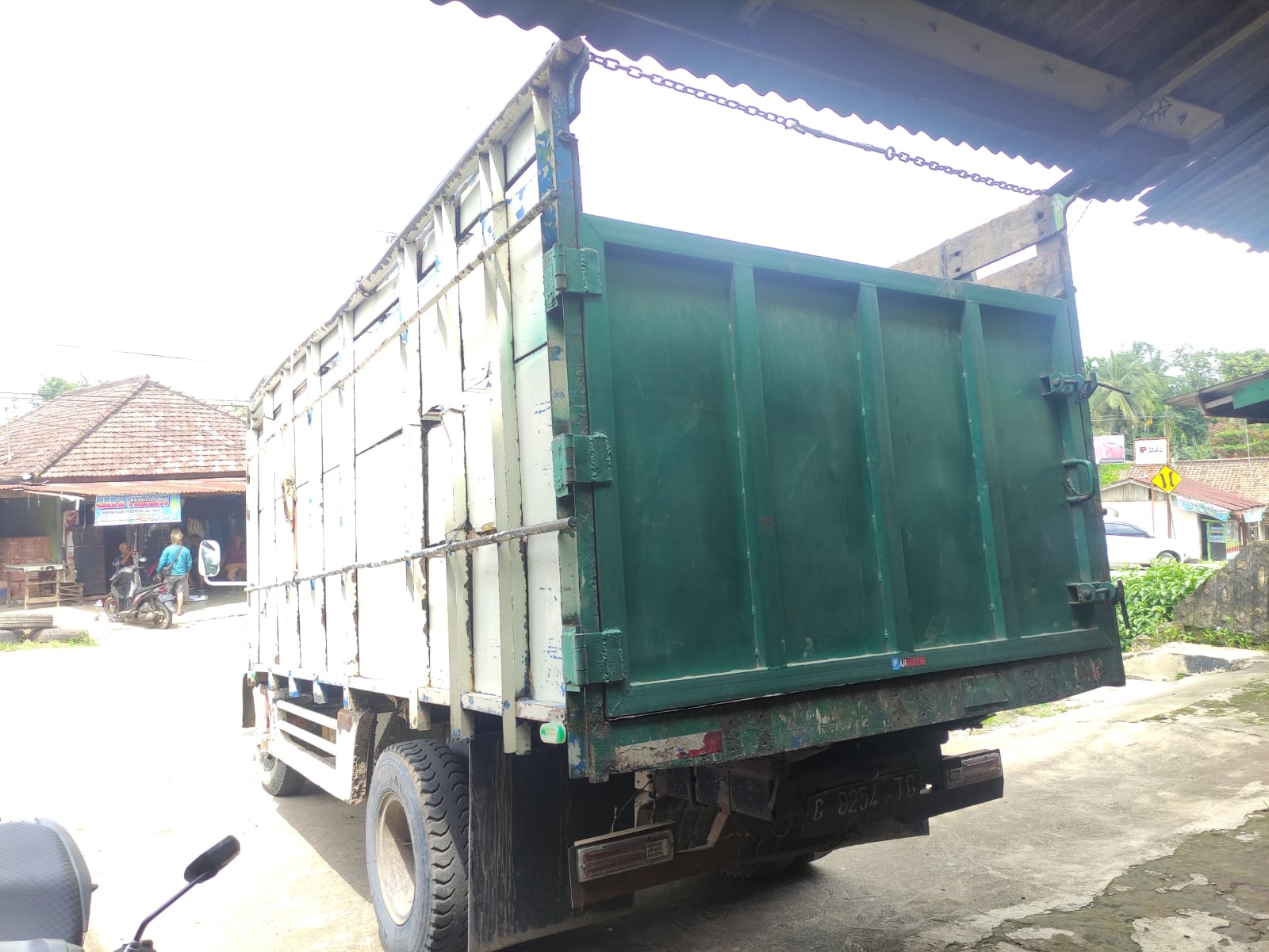 2008 Mitsubishi Outlander Sport  2.4 L 2008 Mitsubishi Outlander Sport  2.4 L