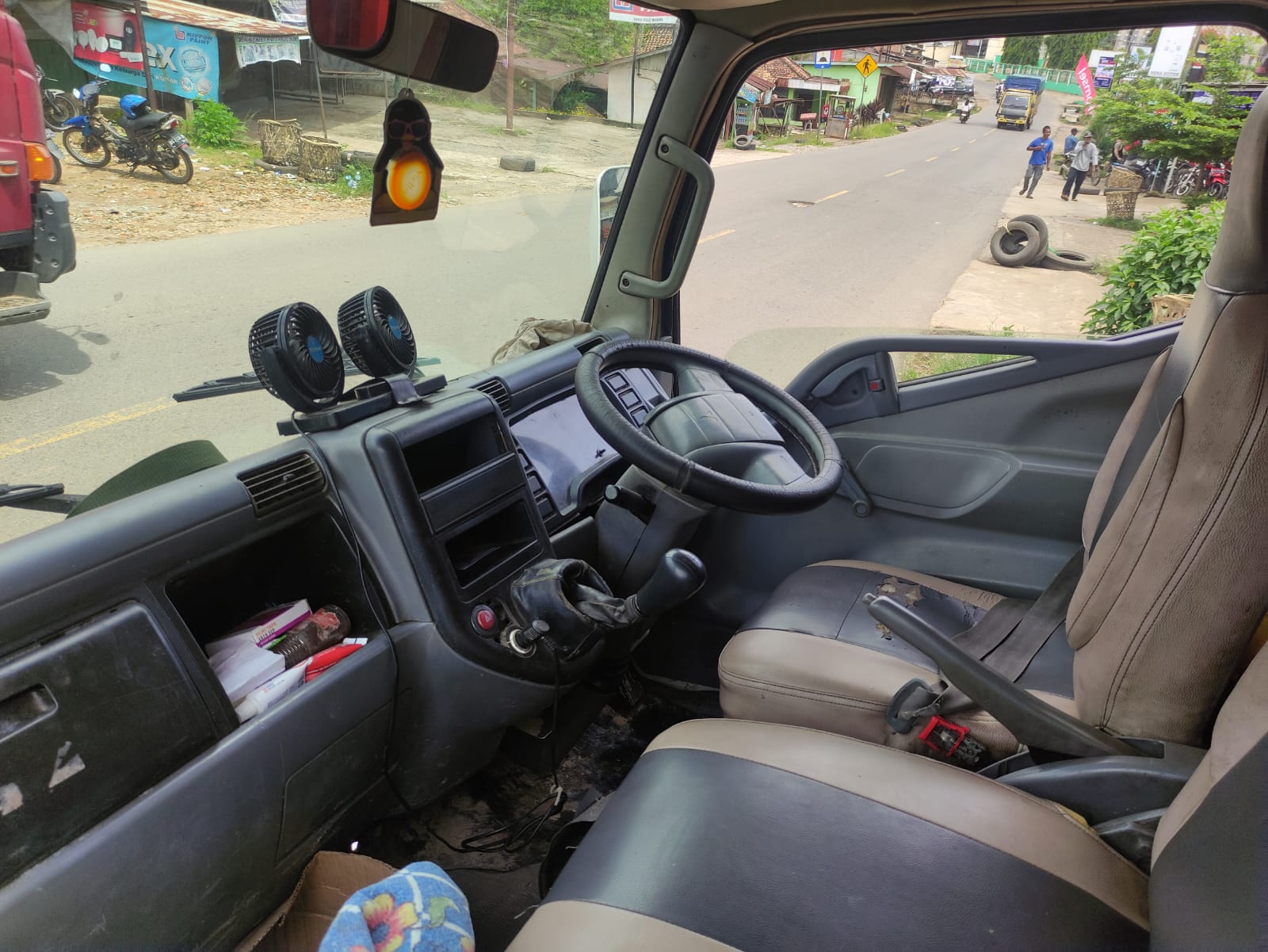 2008 Mitsubishi Outlander Sport  2.4 L 2008 Mitsubishi Outlander Sport  2.4 L