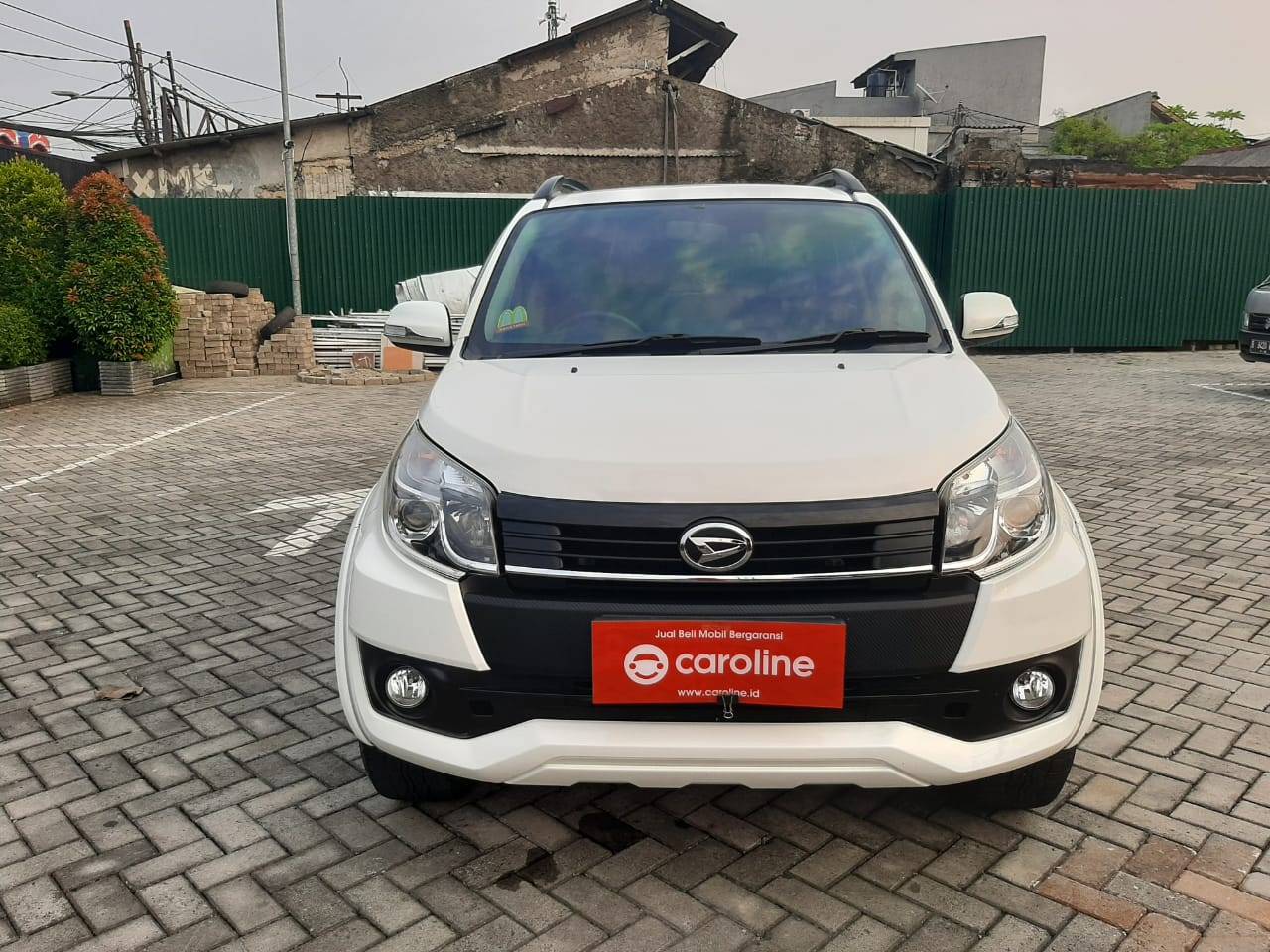 2017 Daihatsu Terios  R 1.5 AT 2017 Daihatsu Terios  R 1.5 AT