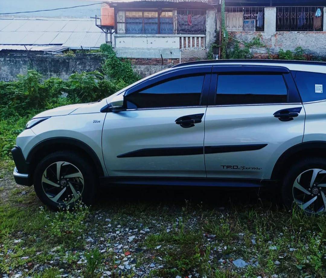 2021 Toyota Rush 1.5L TRD AT 2021 Toyota Rush 1.5L TRD AT