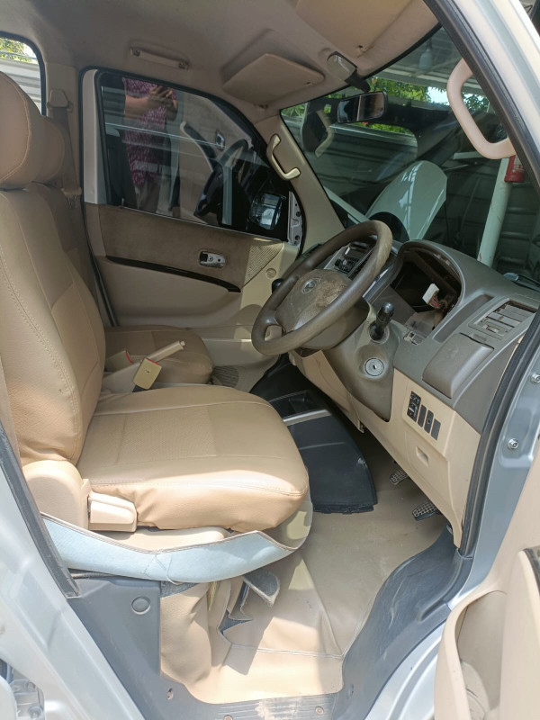 2011 Daihatsu Luxio  1.5 X MT MC 2011 Daihatsu Luxio  1.5 X MT MC