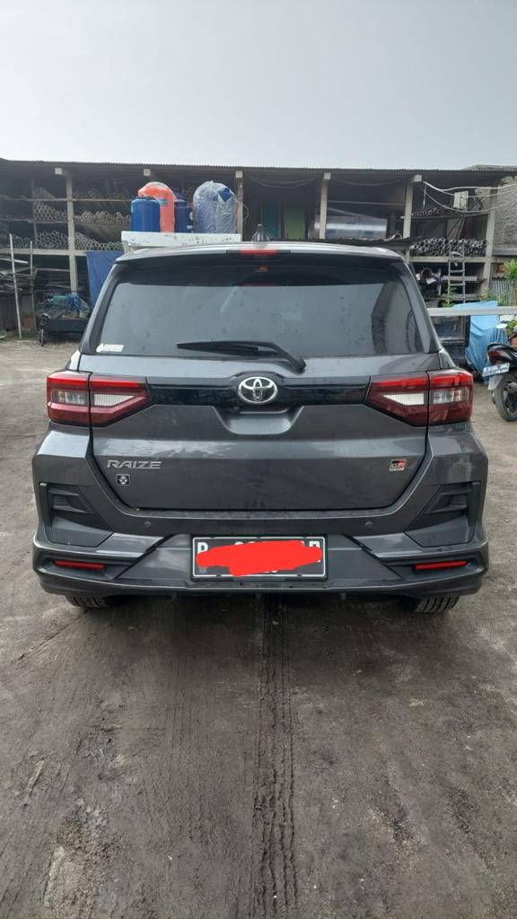 2021 Toyota Raize 1.0T GR CVT ONE TONE 2021 Toyota Raize 1.0T GR CVT ONE TONE