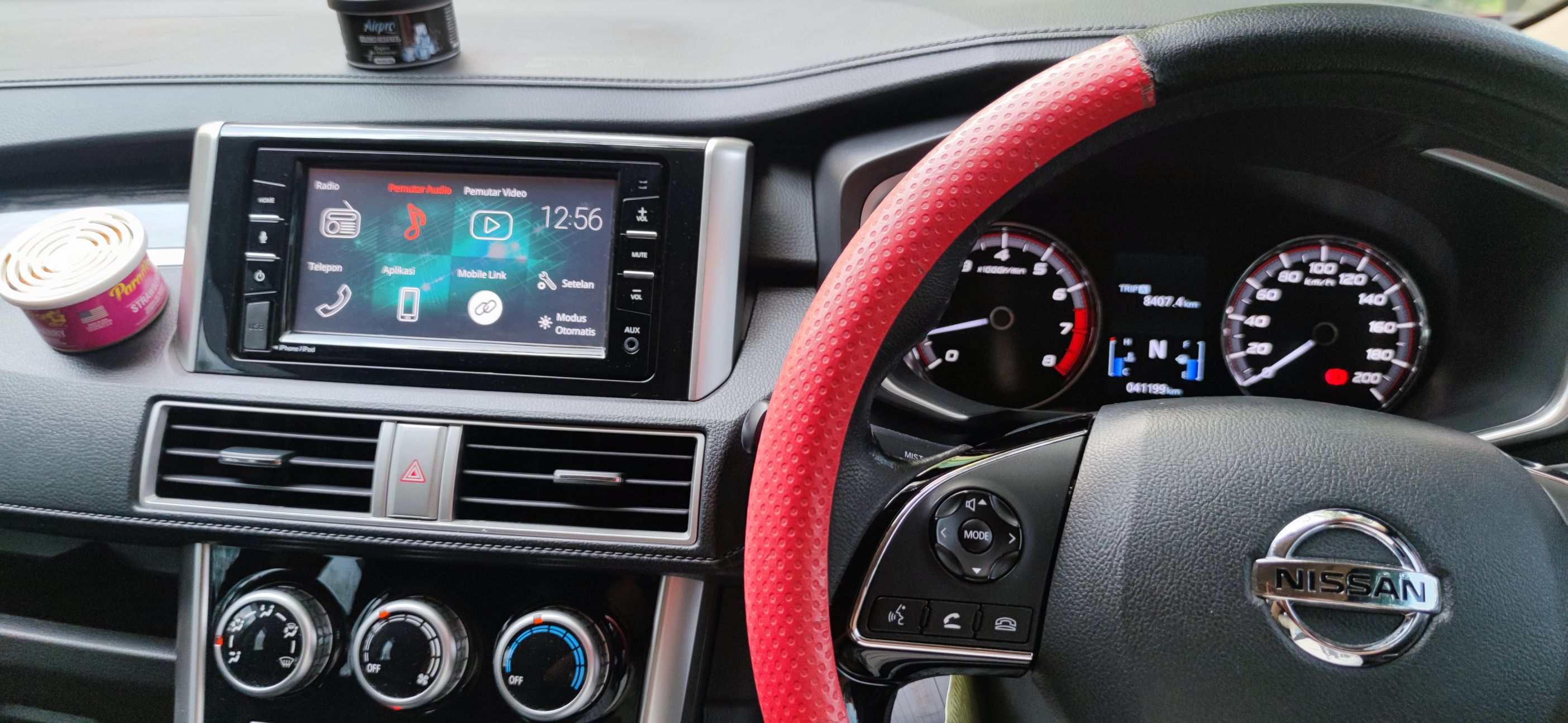 2019 Nissan Livina  VL AT 2019 Nissan Livina  VL AT