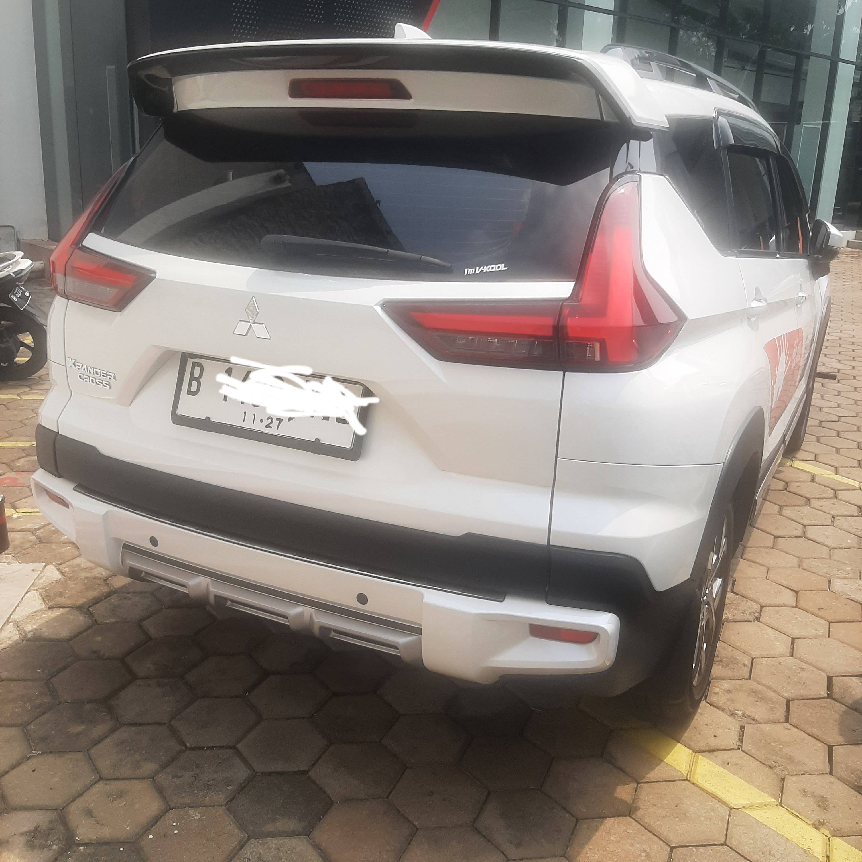 2022 Mitsubishi Xpander Cross Premium CVT 2022 Mitsubishi Xpander Cross Premium CVT