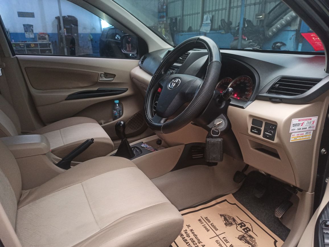 2012 Toyota Avanza 1.3G MT 2012 Toyota Avanza 1.3G MT
