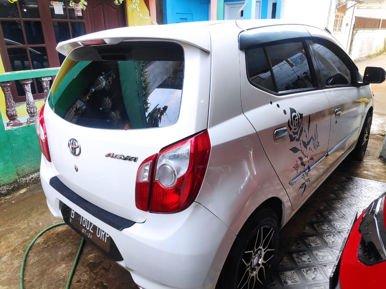 2014 Toyota Agya 1.0L G A/T 2014 Toyota Agya 1.0L G A/T