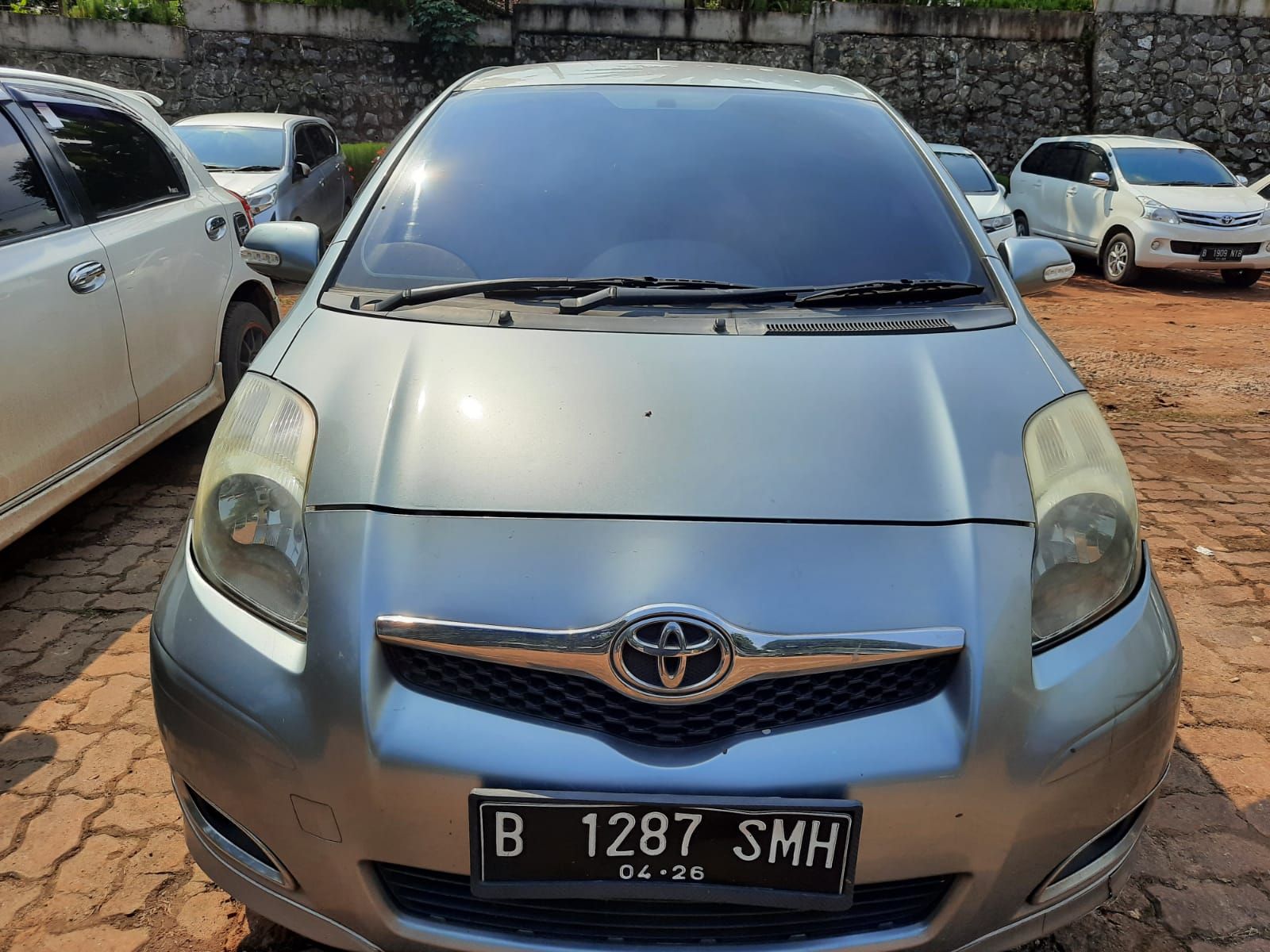 2010 Toyota Yaris J 1.5L AT Bekas 2010 Toyota Yaris J 1.5L AT Bekas