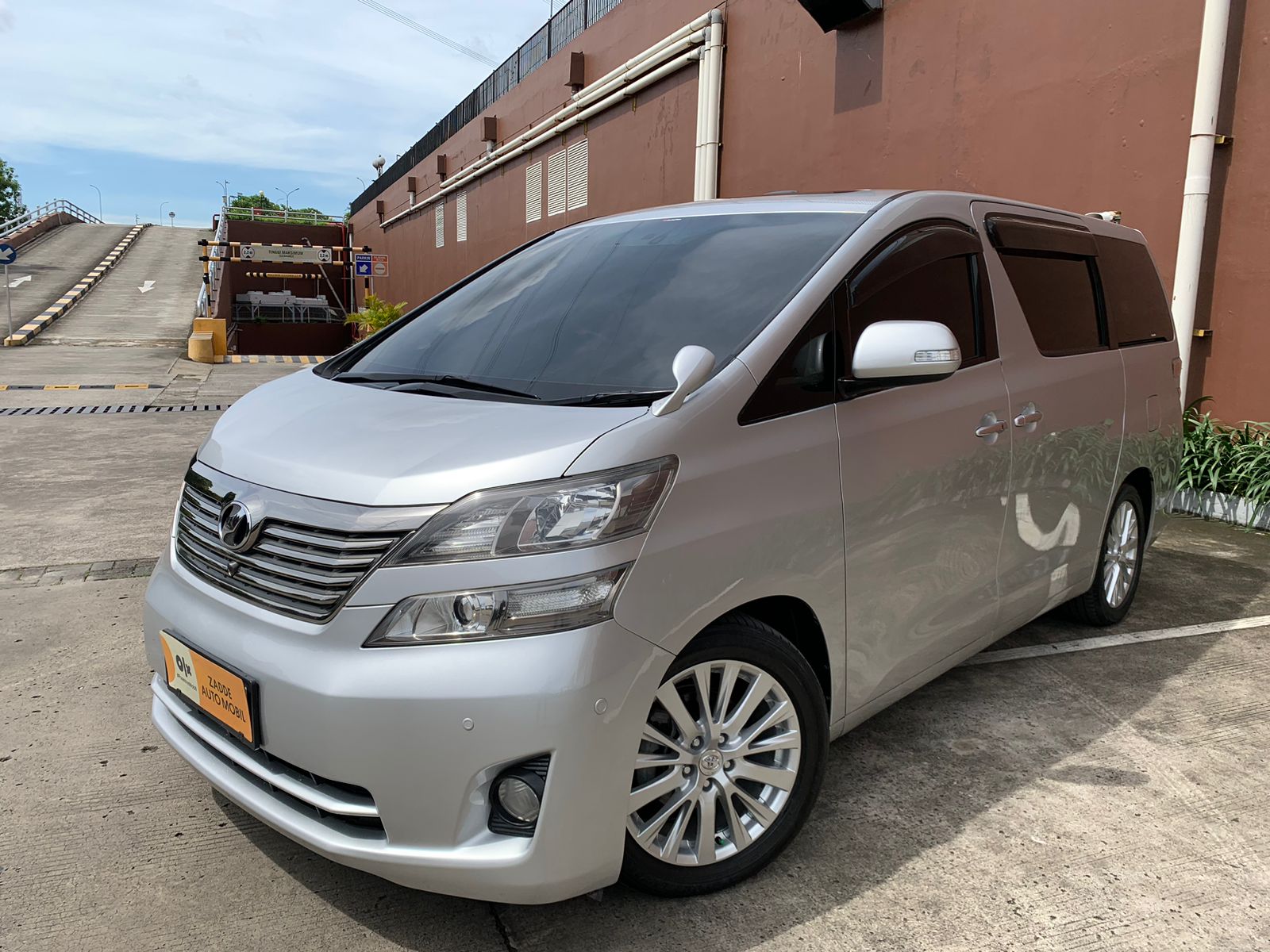 2009 Toyota Vellfire Bekas 2009 Toyota Vellfire Bekas