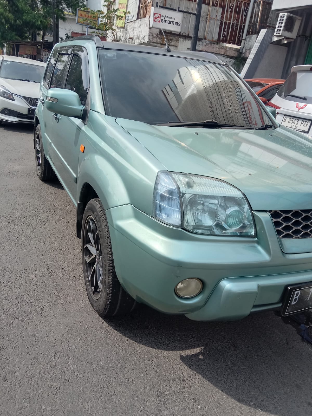 2004 Nissan X-Trail  2.5L 4AT 4x2 2004 Nissan X-Trail  2.5L 4AT 4x2