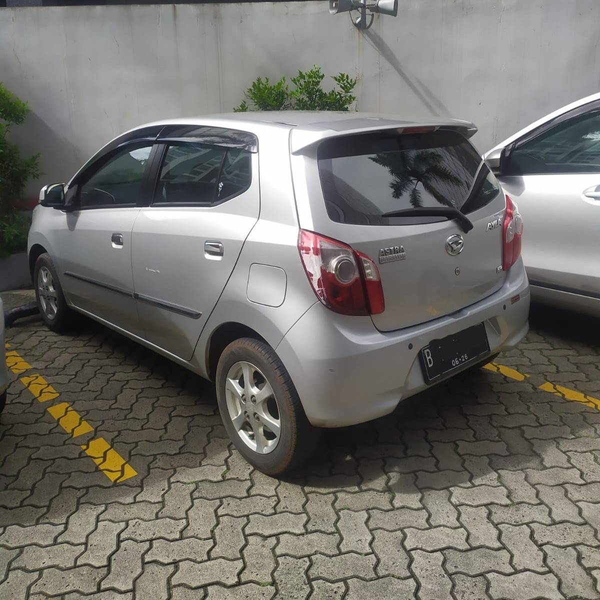 2016 Daihatsu Ayla 1.0L X MT Bekas 2016 Daihatsu Ayla 1.0L X MT Bekas