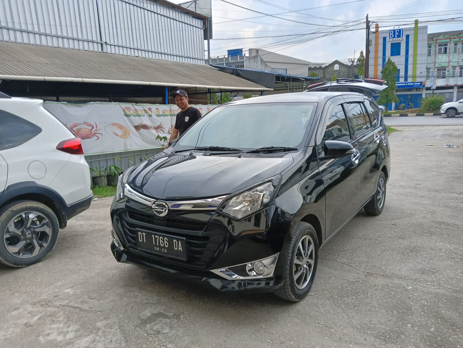 2018 Daihatsu Sigra 1.2 R AT 2018 Daihatsu Sigra 1.2 R AT