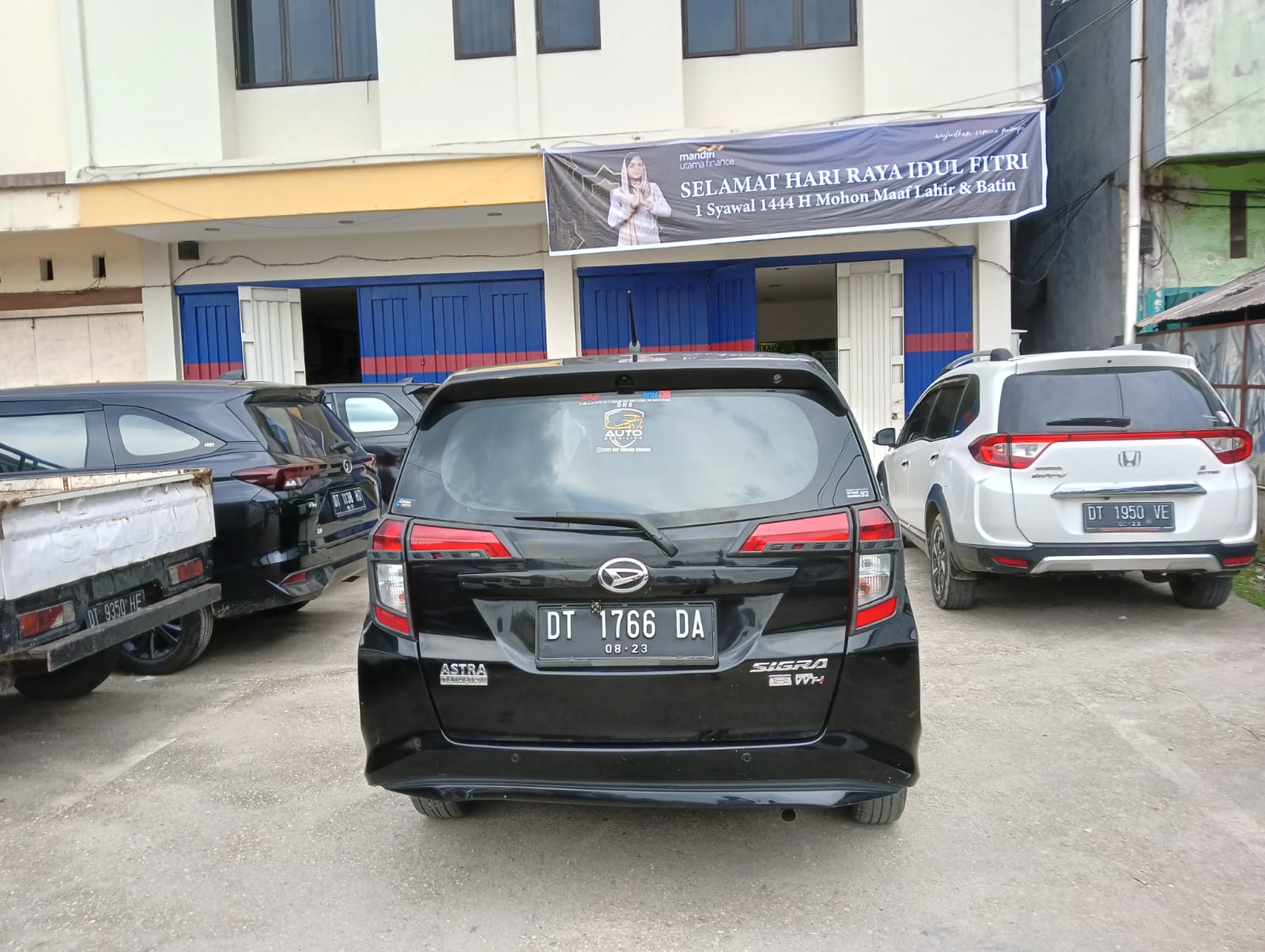 2018 Daihatsu Sigra 1.2 R AT 2018 Daihatsu Sigra 1.2 R AT