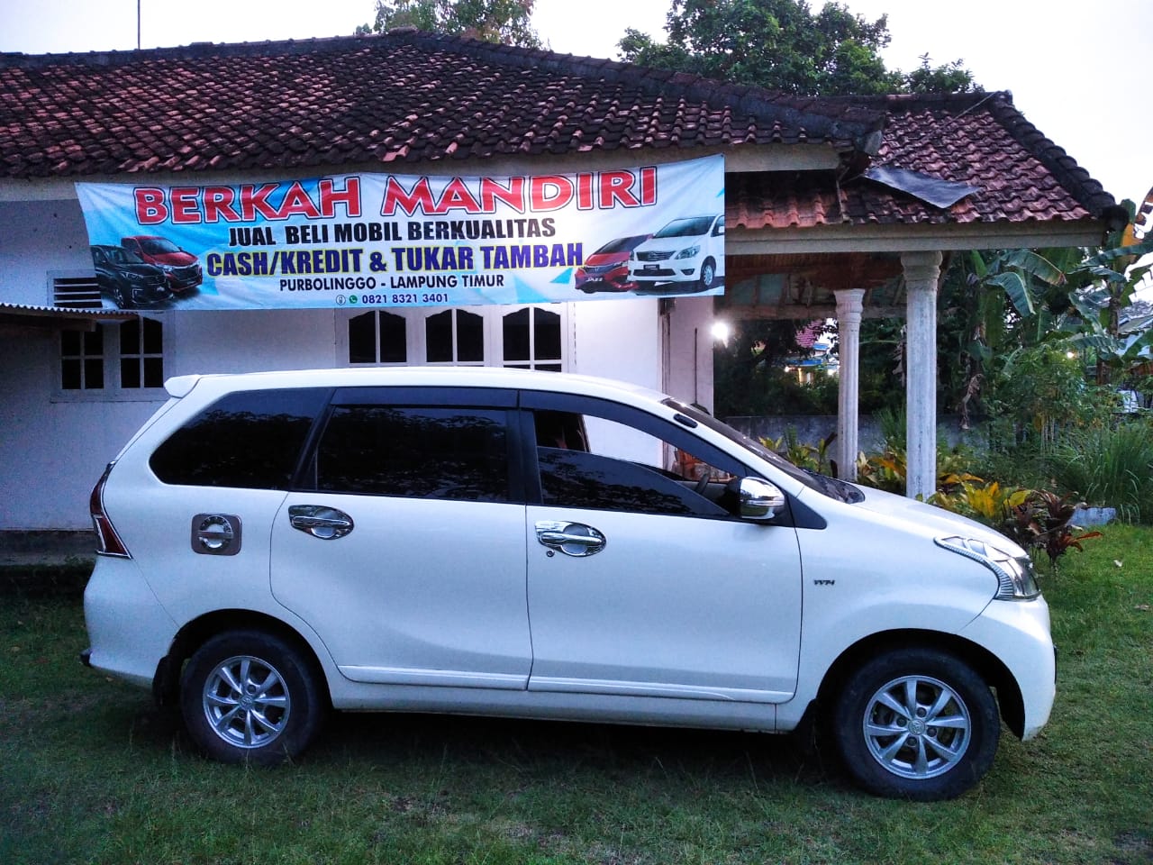 Second Hand 2013 Toyota Avanza Second Hand 2013 Toyota Avanza