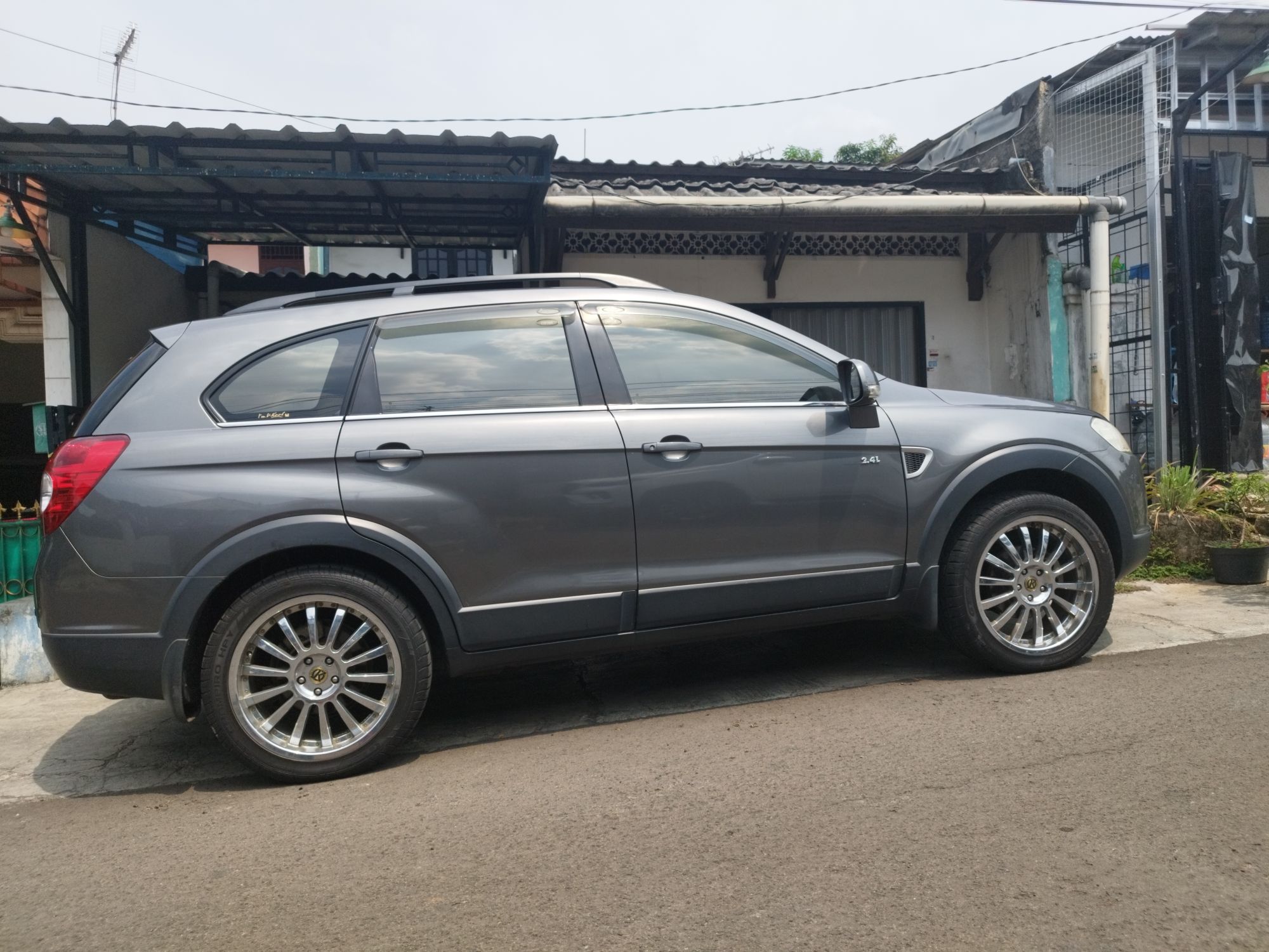 2008 Chevrolet Captiva LT 2.4L AT 2008 Chevrolet Captiva LT 2.4L AT