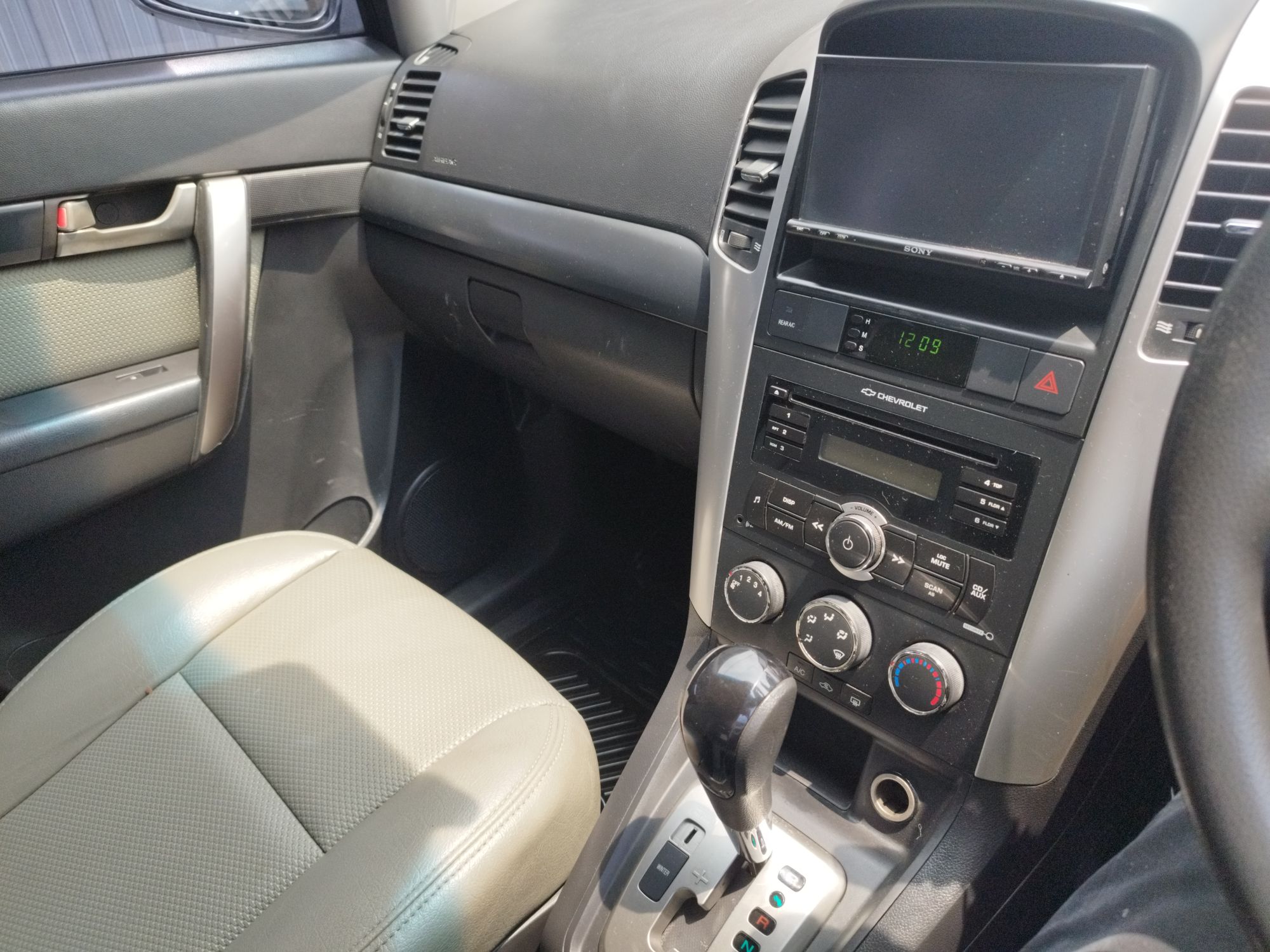 2008 Chevrolet Captiva LT 2.4L AT 2008 Chevrolet Captiva LT 2.4L AT