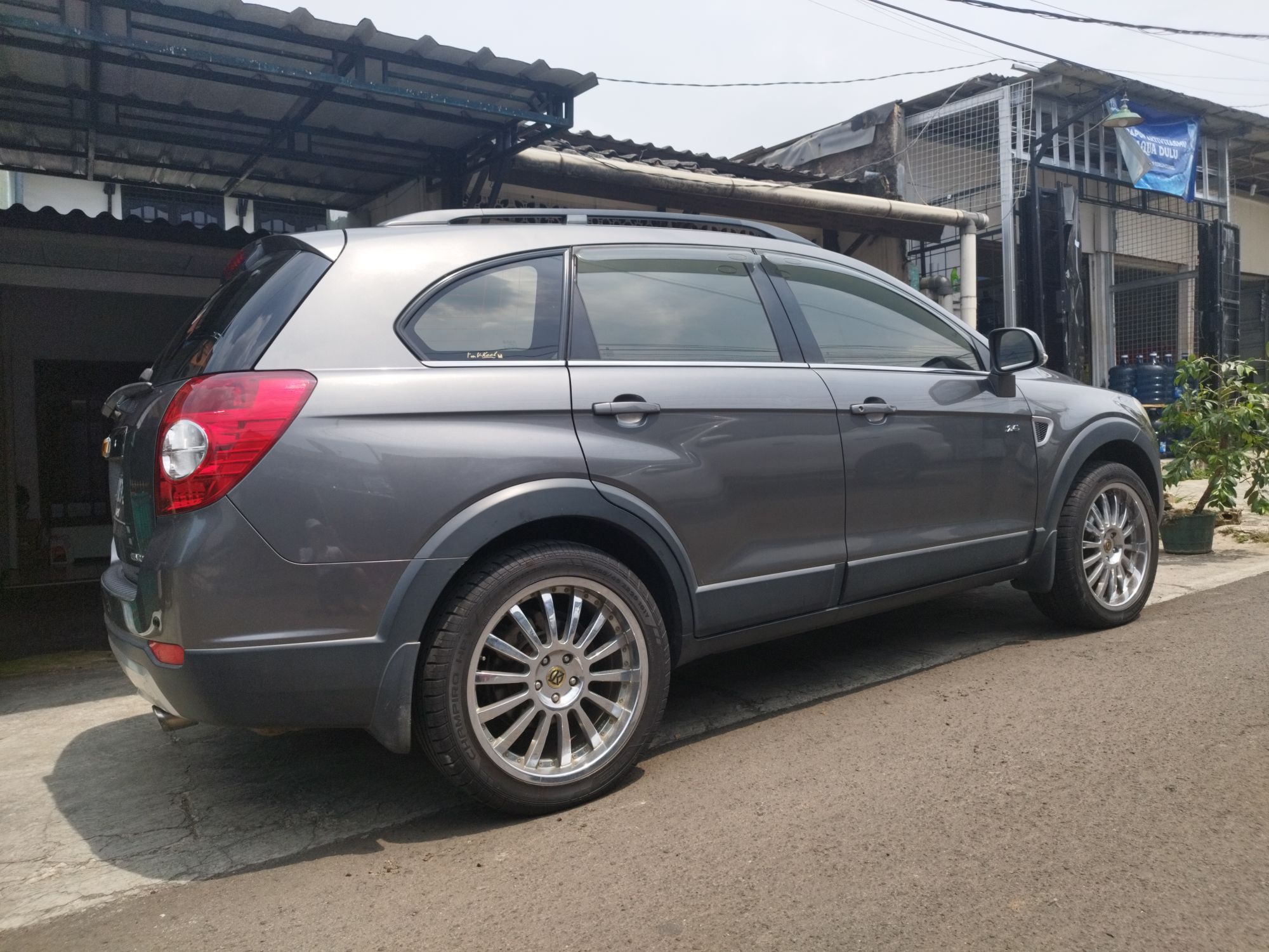 2008 Chevrolet Captiva LT 2.4L AT 2008 Chevrolet Captiva LT 2.4L AT