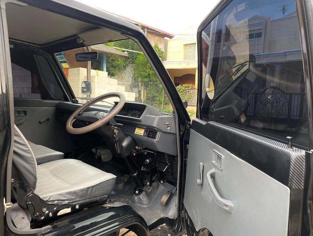 2021 Mitsubishi L300 2021 Mitsubishi L300