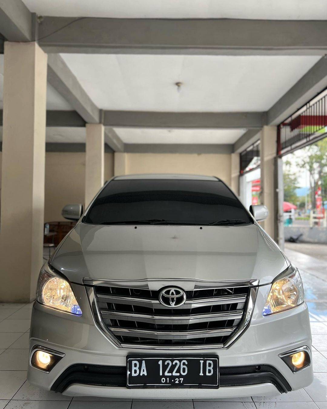 2012 Toyota Kijang  Bekas 2012 Toyota Kijang  Bekas