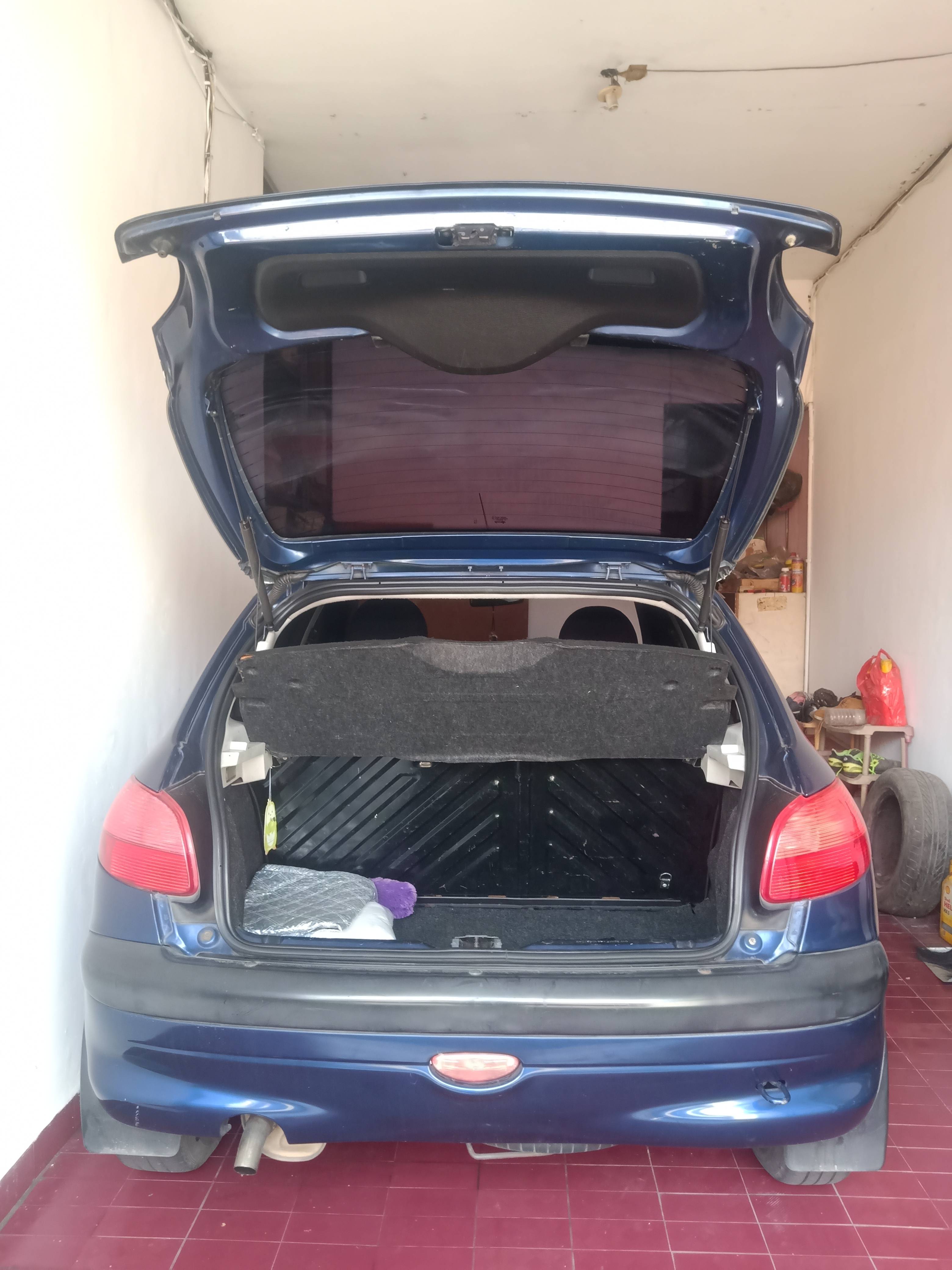 2001 Peugeot 206 2001 Peugeot 206