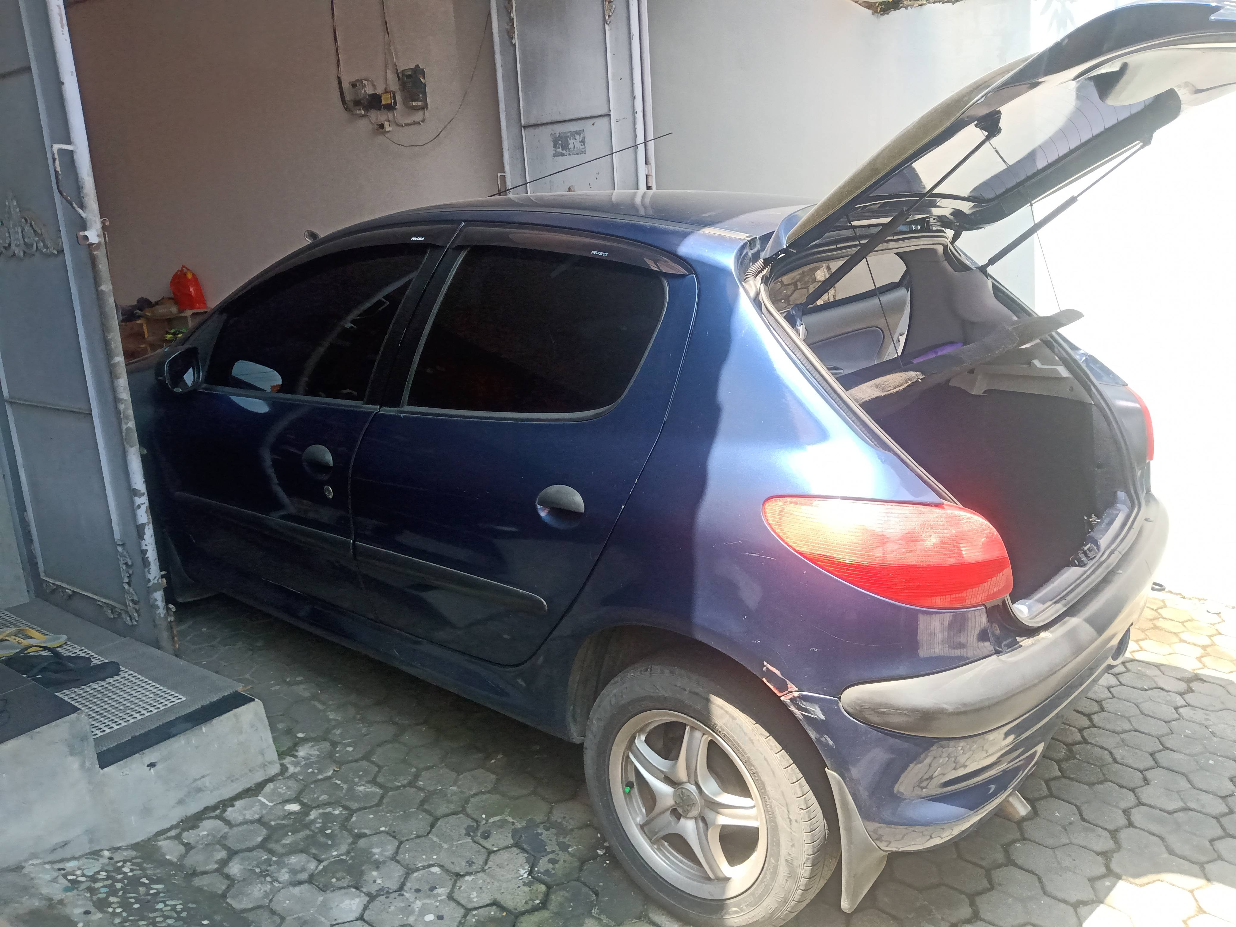 2001 Peugeot 206 2001 Peugeot 206