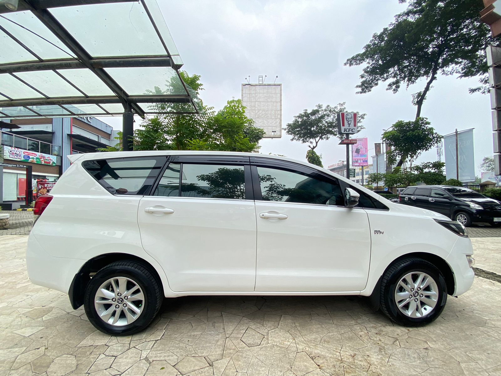 2018 Toyota Innova 2018 Toyota Innova