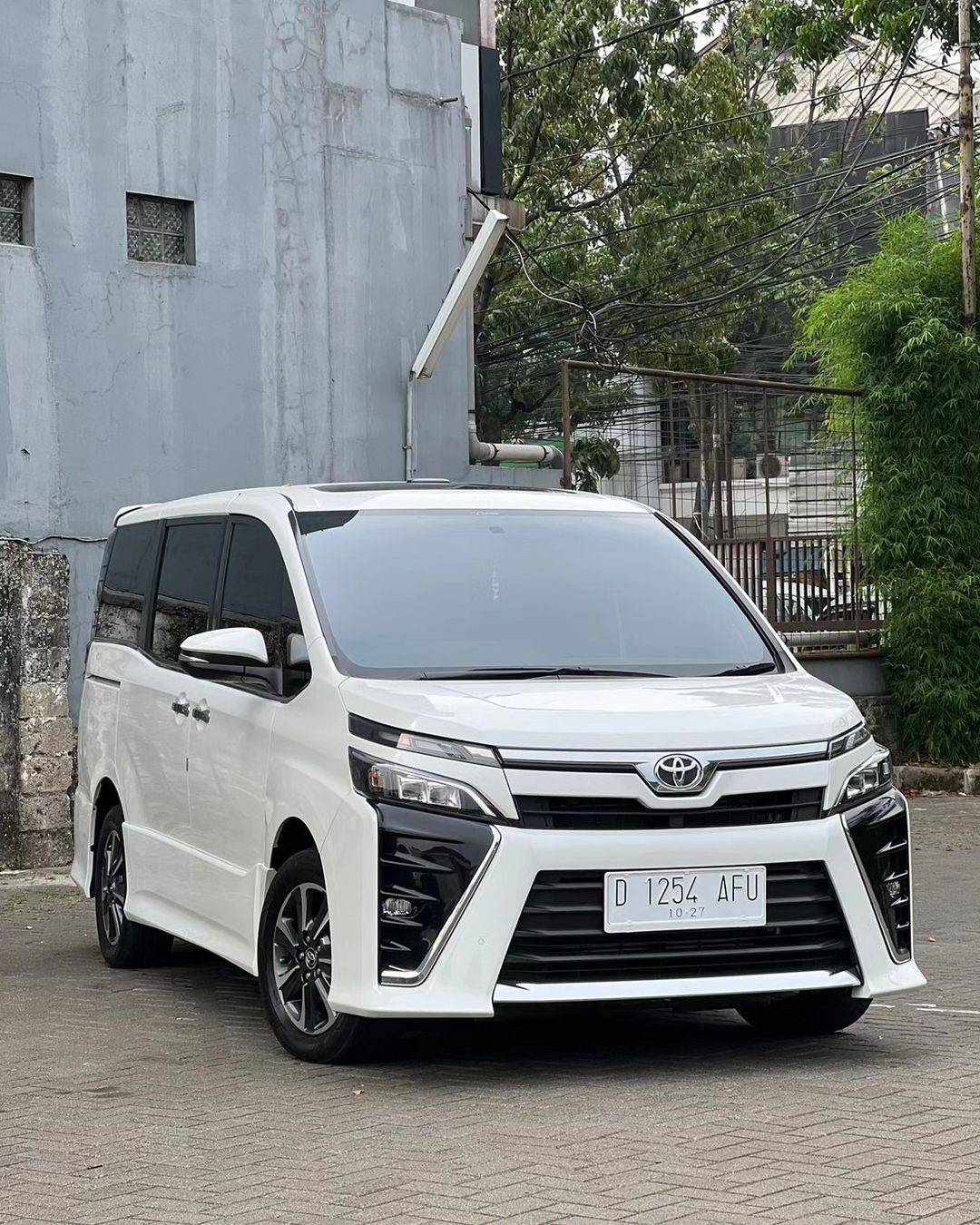 2017 Toyota Voxy Bekas 2017 Toyota Voxy Bekas
