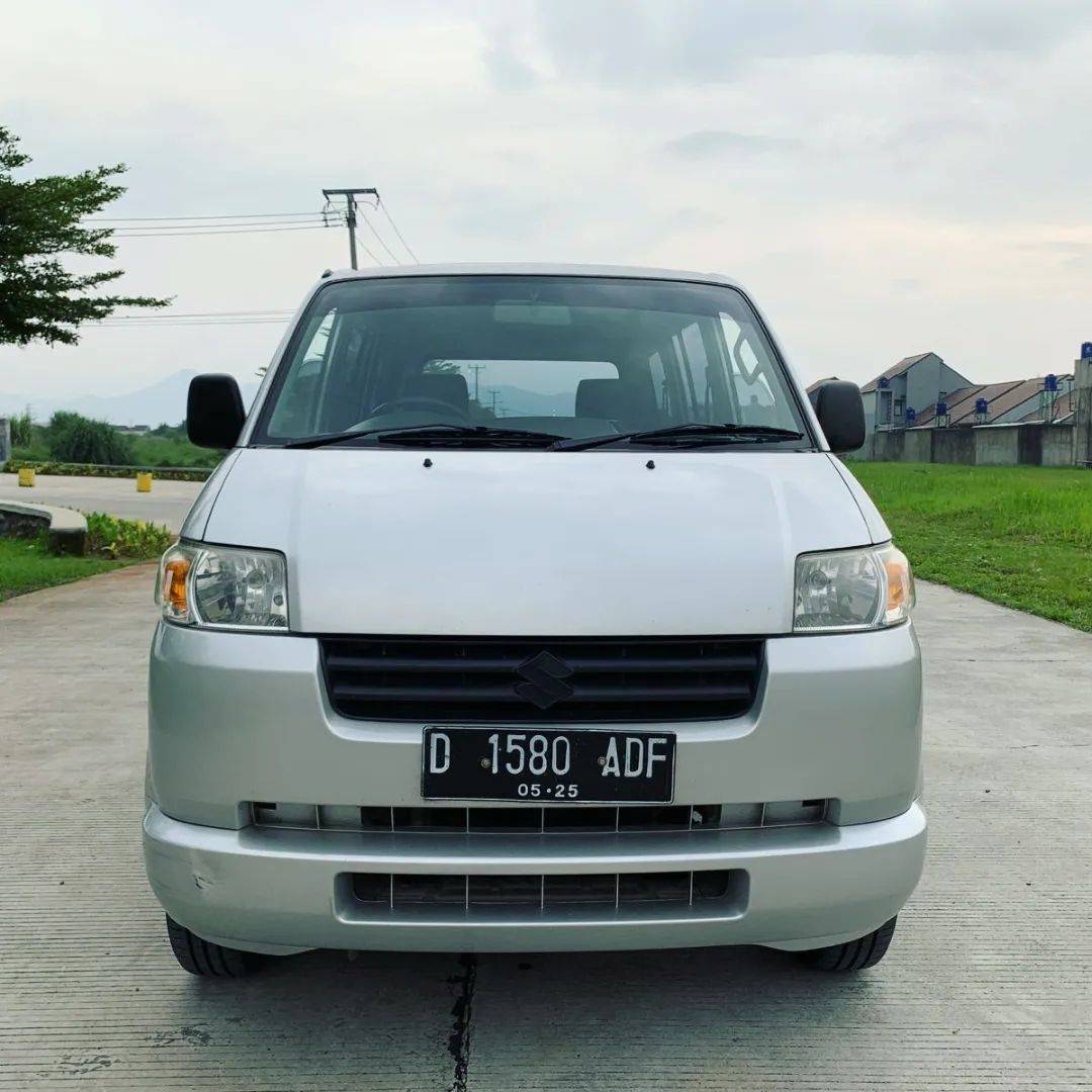 Second Hand 2015 Suzuki APV GA / GE Second Hand 2015 Suzuki APV GA / GE