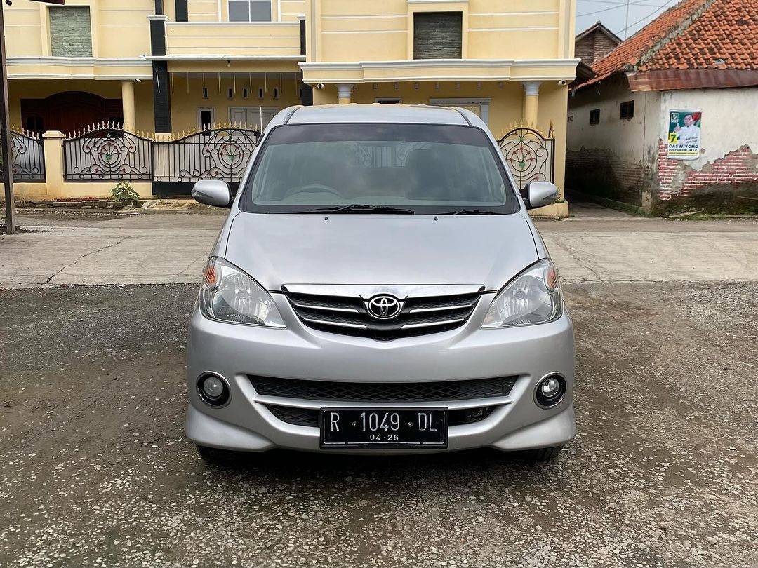 2011 Toyota Avanza VVTI S 1.5L AT Bekas