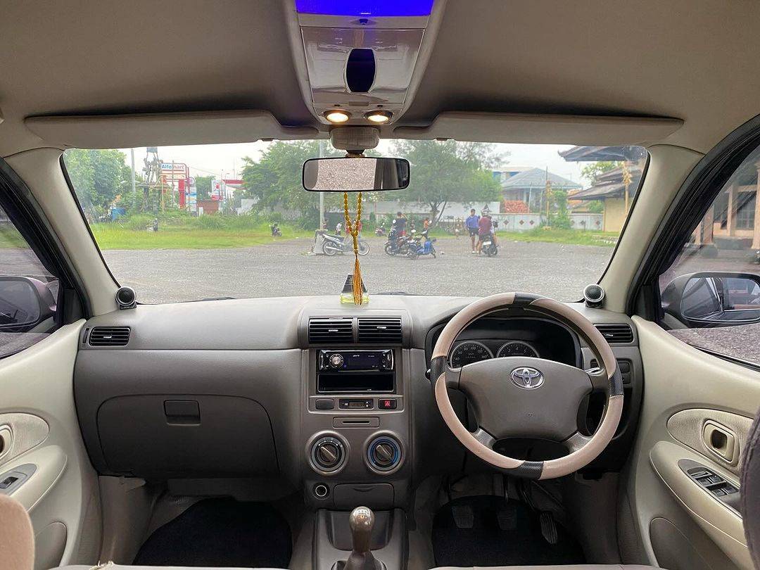 2010 Toyota Avanza 2010 Toyota Avanza