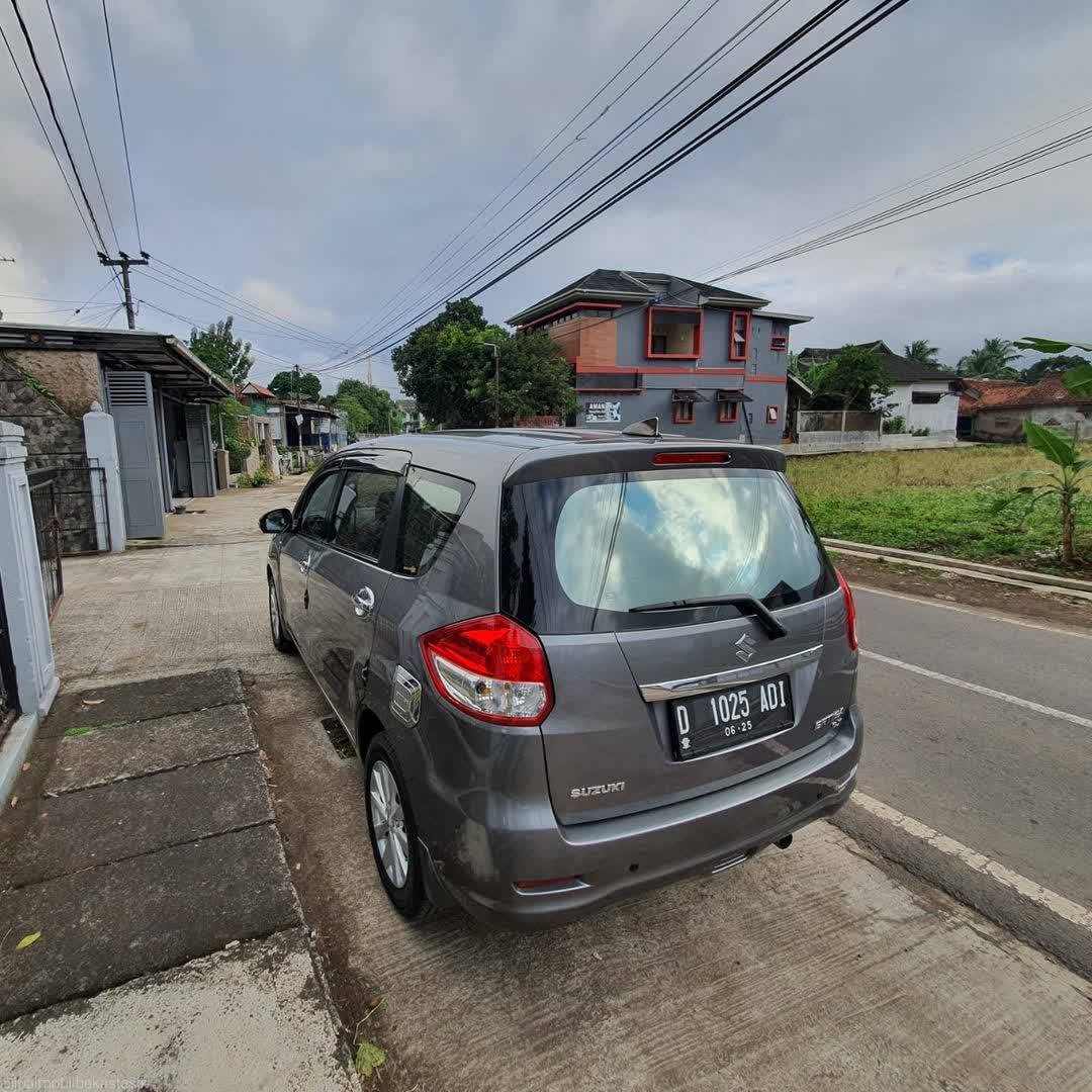 2015 Suzuki Ertiga 2015 Suzuki Ertiga