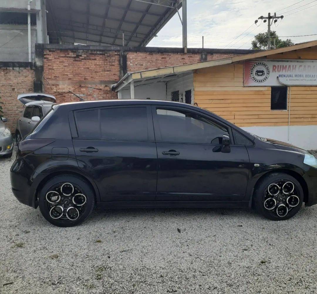 2008 Nissan Latio Sedan 2008 Nissan Latio Sedan