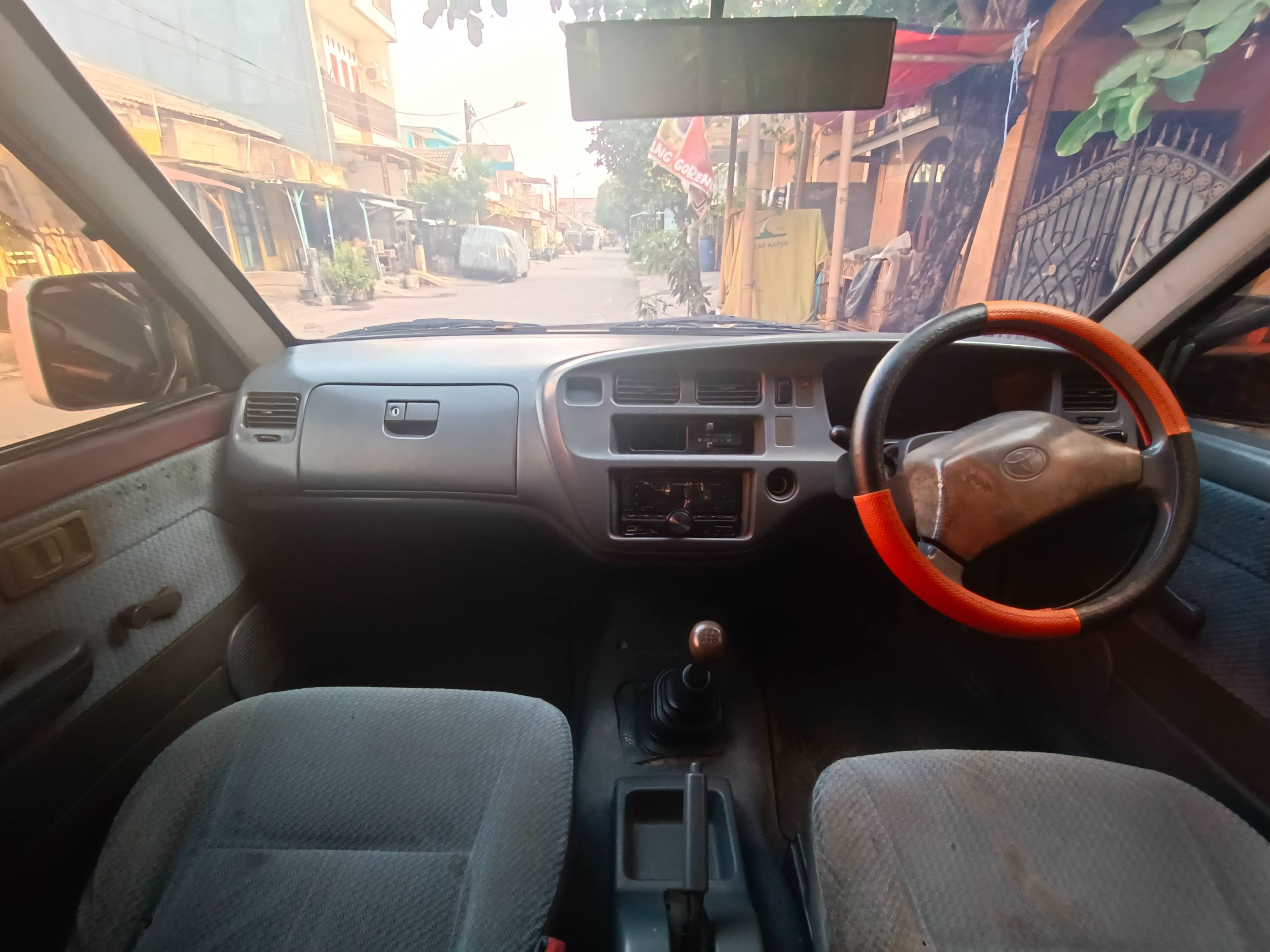 2002 Toyota Kijang 2002 Toyota Kijang